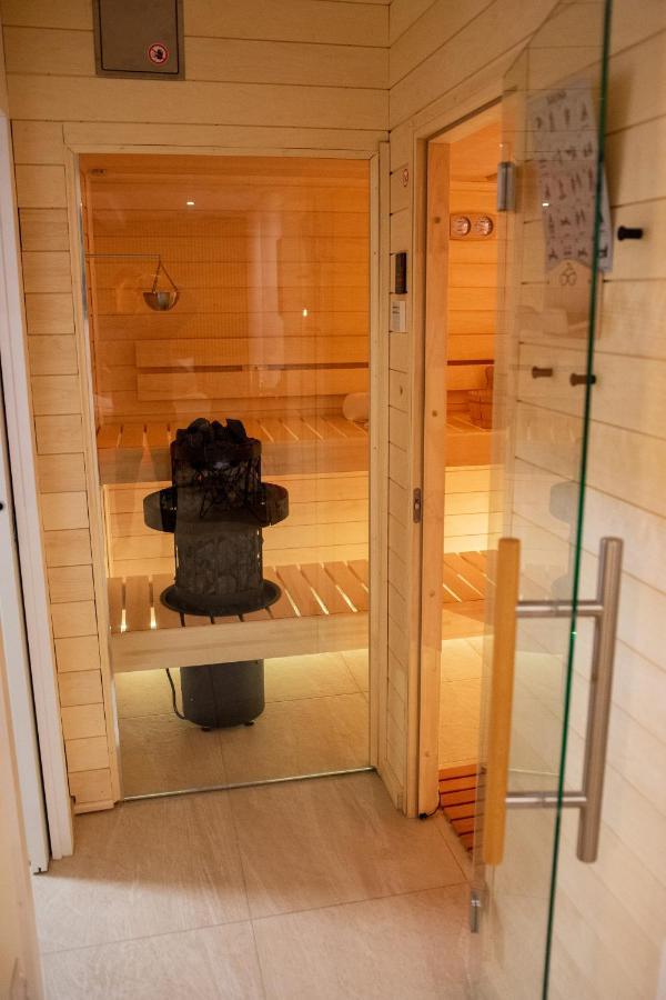 Sauna Studio Near Centre/Airport Praha Bagian luar foto