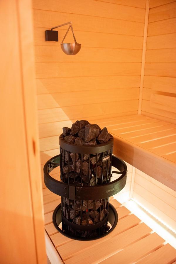 Sauna Studio Near Centre/Airport Praha Bagian luar foto